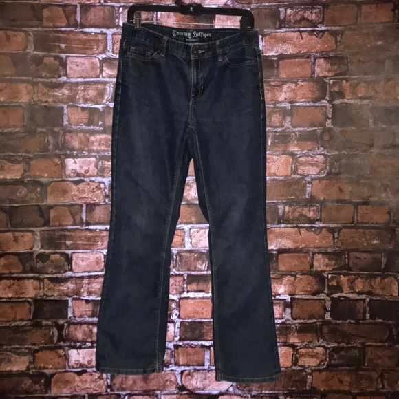 Tommy Hilfiger Boyfriend Jeans 👖 Short - Picture 4 of 5